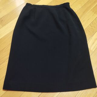 ソワール(SOIR)の大きいサイズ15ABR丈67東京ソワール　ブラックフォーマルスカート　喪服　礼服(ひざ丈スカート)