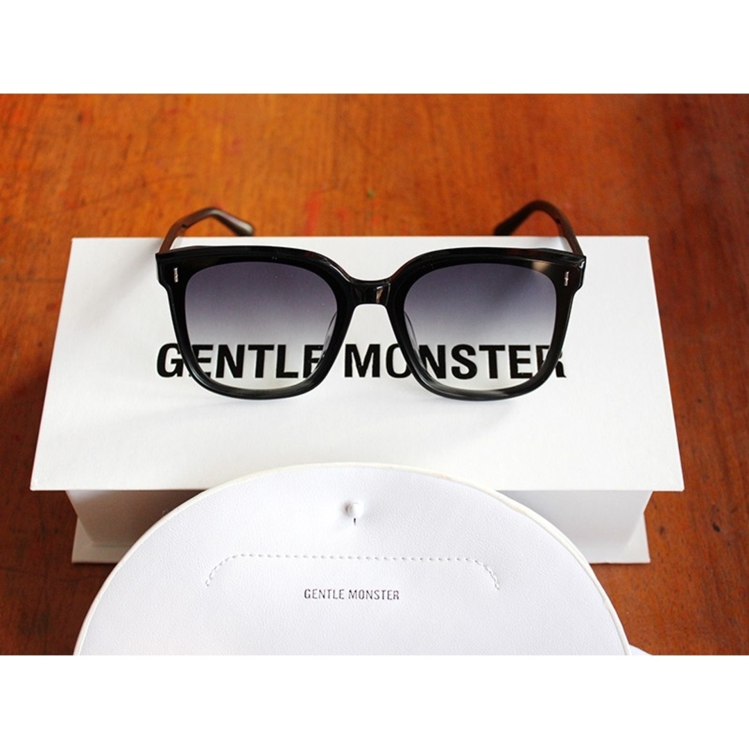 Gentle Monster ジェントルモンスター Frida サングラス の通販 by