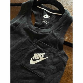 美品  ナイキ nike  キッズ　Tシャツ　125-130cm(Tシャツ/カットソー)