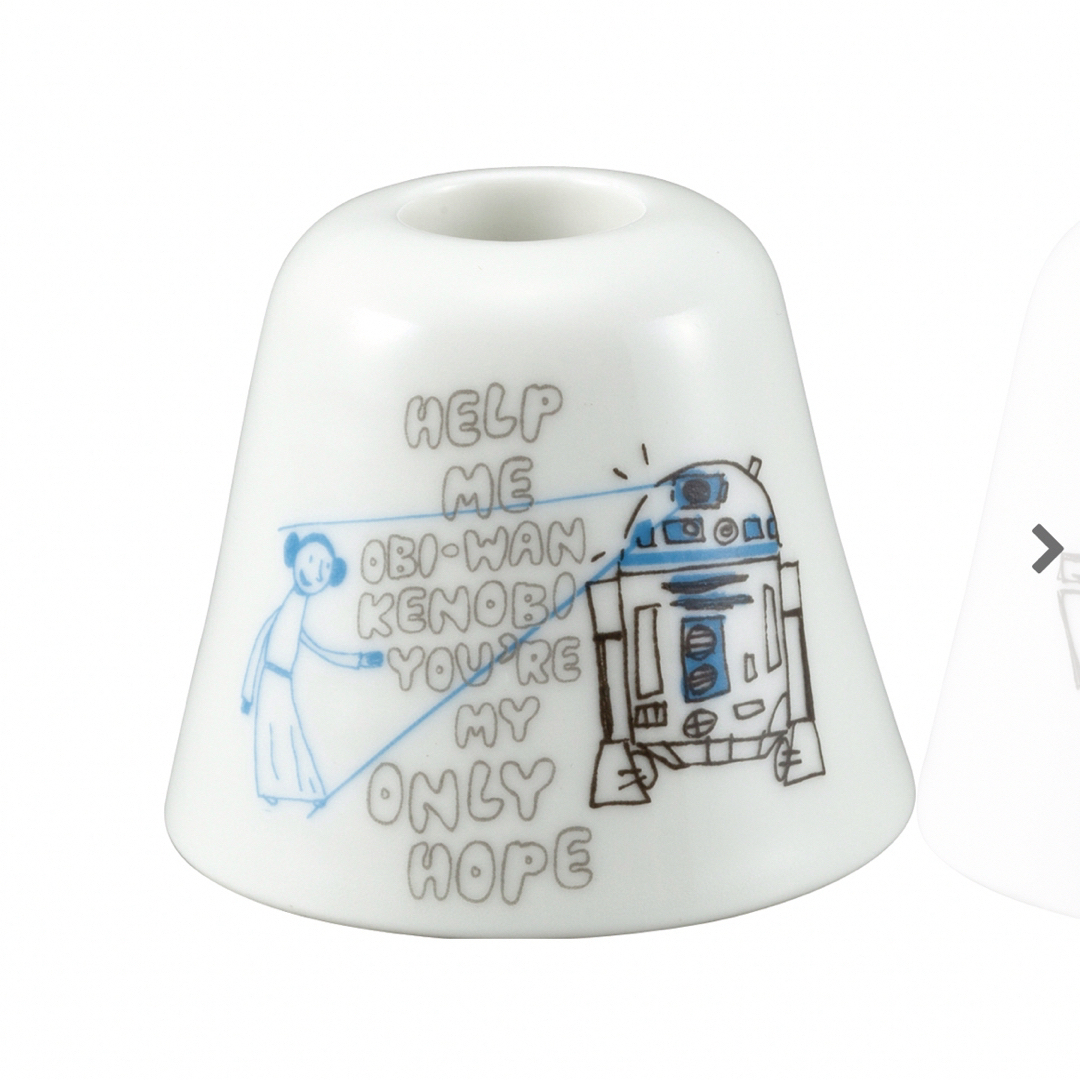 Disney(ディズニー)の新品・未使用　スターウォーズ歯ブラシスタンド　ダースベーダー&R2-D2セット インテリア/住まい/日用品の日用品/生活雑貨/旅行(日用品/生活雑貨)の商品写真