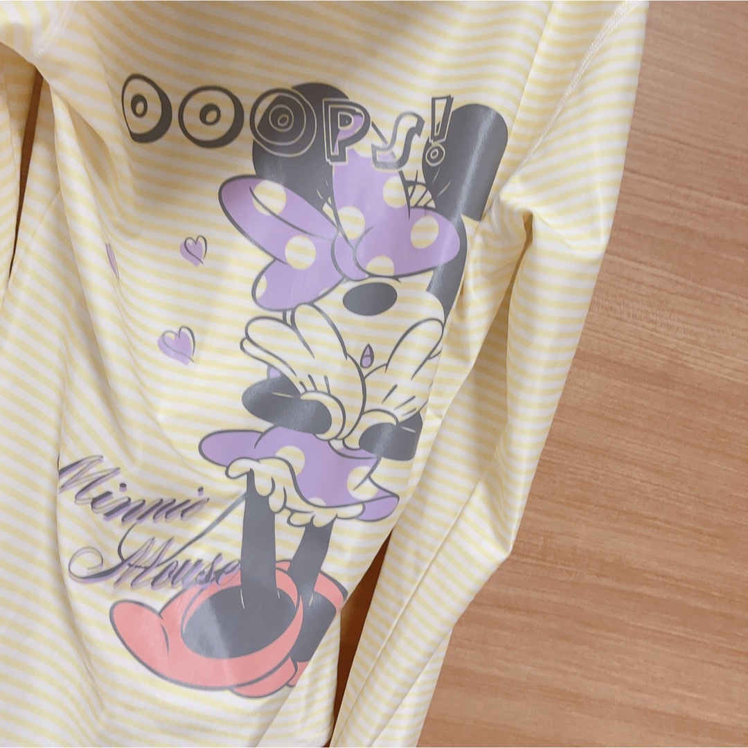 Disney(ディズニー)のラッシュガードLサイズ/フード付き/黄色/ディズニー/ミニーマウス/ミニーちゃん レディースの水着/浴衣(水着)の商品写真