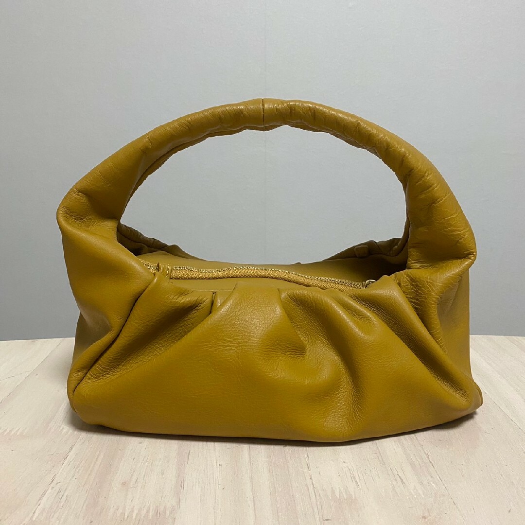 極美品☆aulentti オウレンティ2wayバッグ ギャザー-
