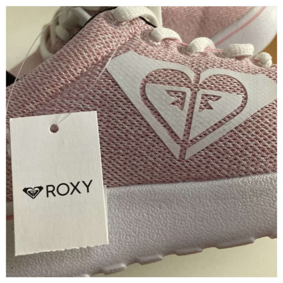 Roxy(ロキシー)の★ROXY AKALA★ロキシー  スニーカー シューズ 靴 ピンク ホワイト レディースの靴/シューズ(スニーカー)の商品写真