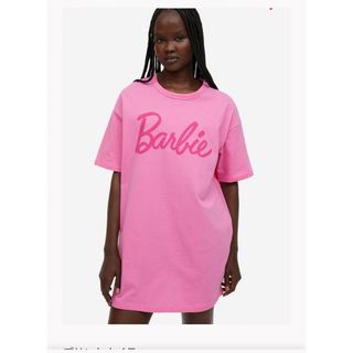 Barbie ティシャツ(Tシャツ/カットソー(半袖/袖なし))