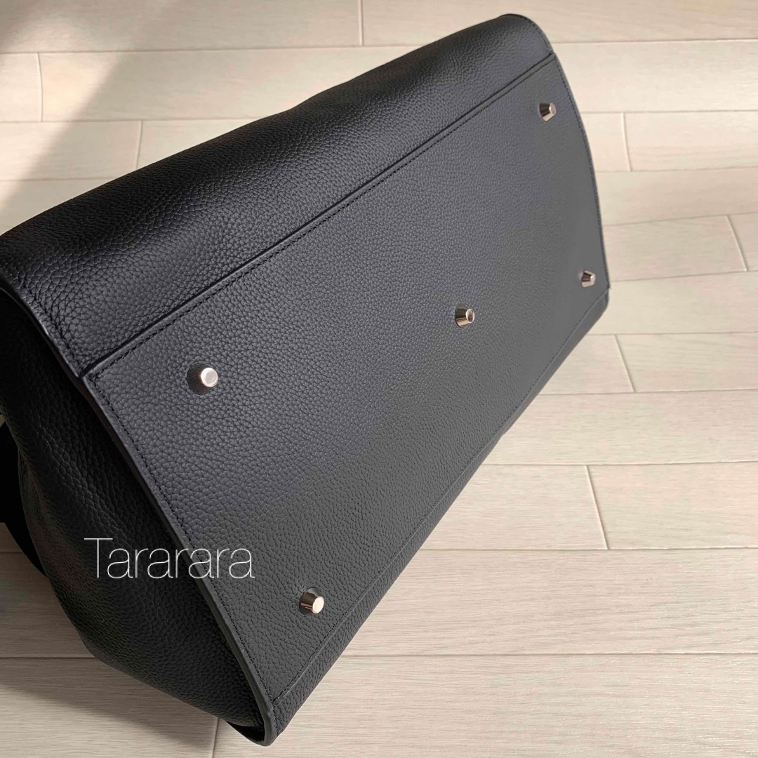 ● leather largeトートbag●本革 レディースのバッグ(トートバッグ)の商品写真