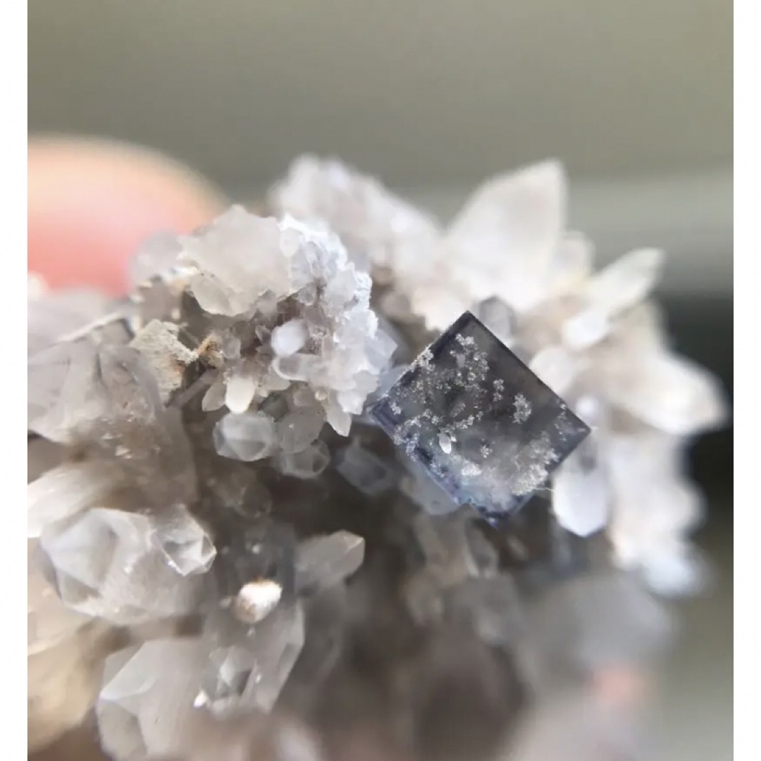 ナミビア オコルス産 ブルー フローライト クラスター 鉱物標本 原石-