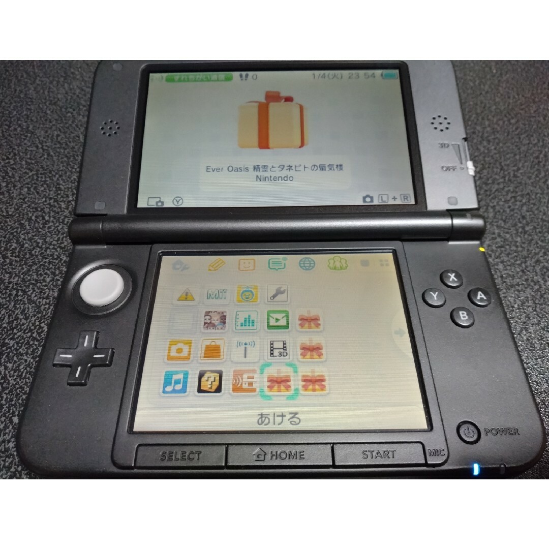 ニンテンドー3DS - ニンテンドー3DS LL ブルー×ブラック&ソフト4本