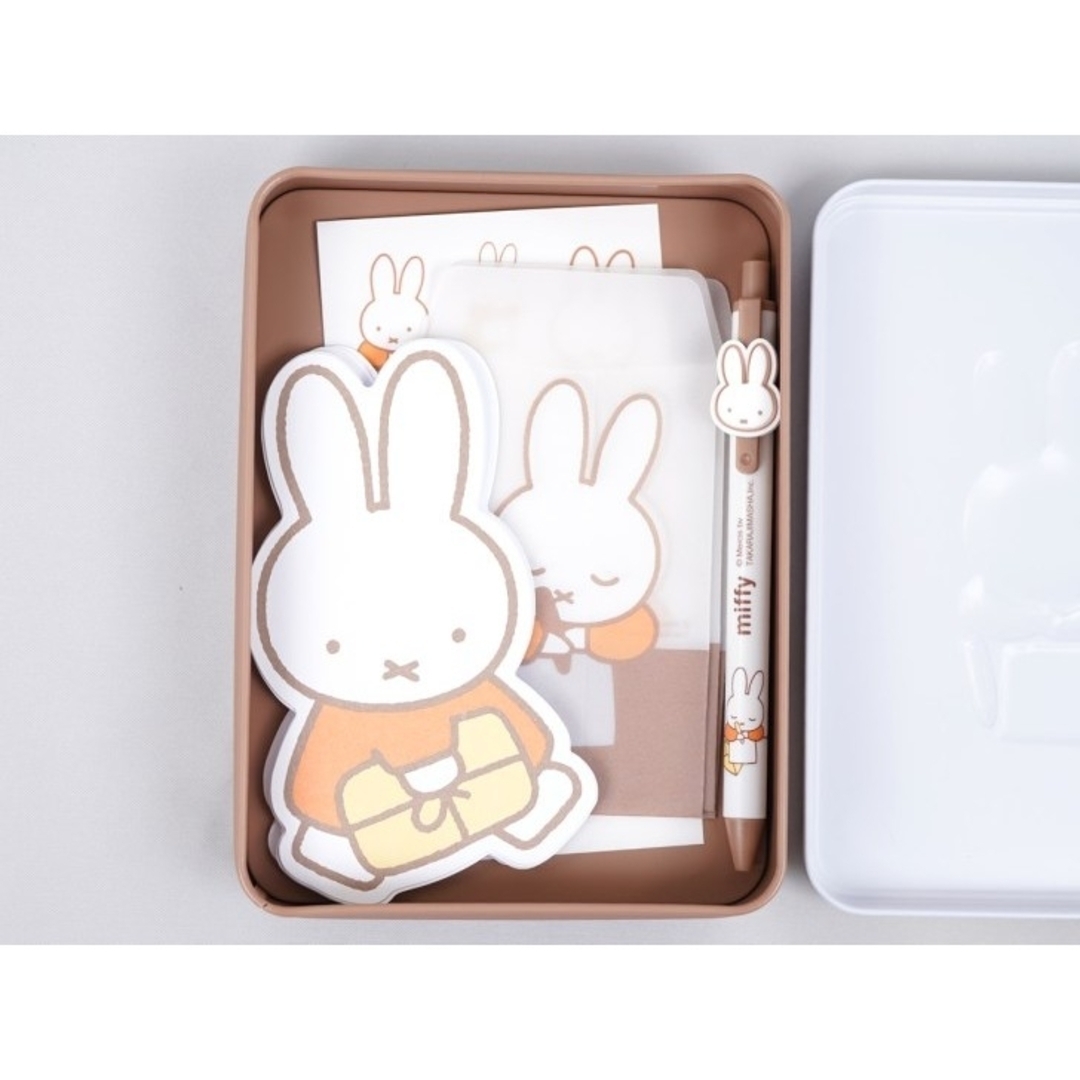 miffy(ミッフィー)のみぃー 様 専用 リンネル 2023年2月 ミッフィー 缶BOX入り文具×2 エンタメ/ホビーの雑誌(ファッション)の商品写真