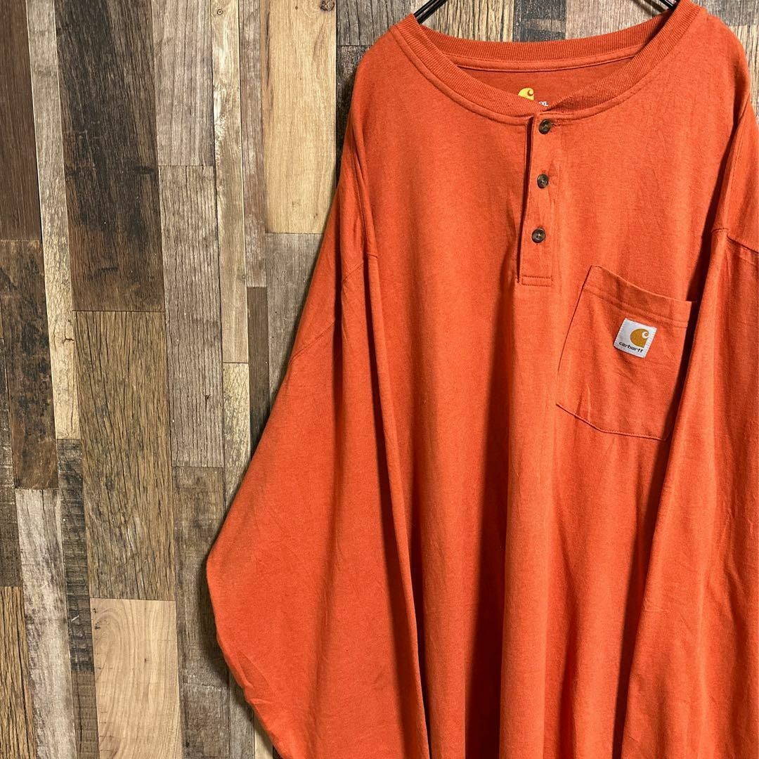 carhartt(カーハート)のカーハート ヘンリーネック 長袖 Tシャツ ロンティー 4XL USA古着 ロゴ メンズのトップス(Tシャツ/カットソー(半袖/袖なし))の商品写真