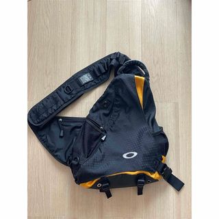 oakley 12aw body bag      y2k テック系