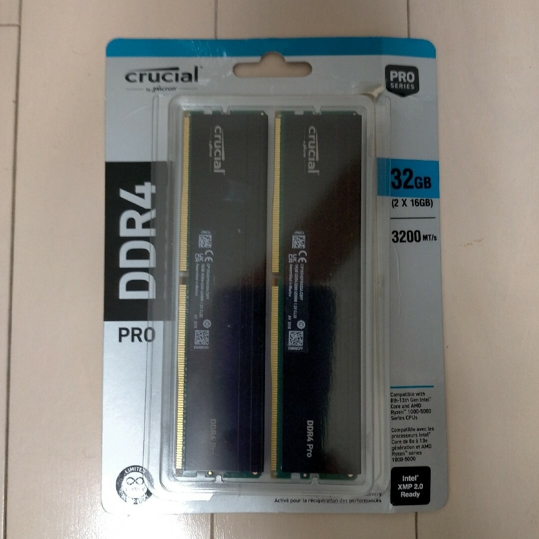 クルーシャル DDR4-3200 デスクトップ用メモリ 4枚 計32GB