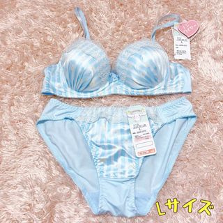 サンリオ(ブラ&ショーツセット)のフリマアイテム一覧 サンリオ(ブラ&ショーツセット)のフリマアイテム一覧