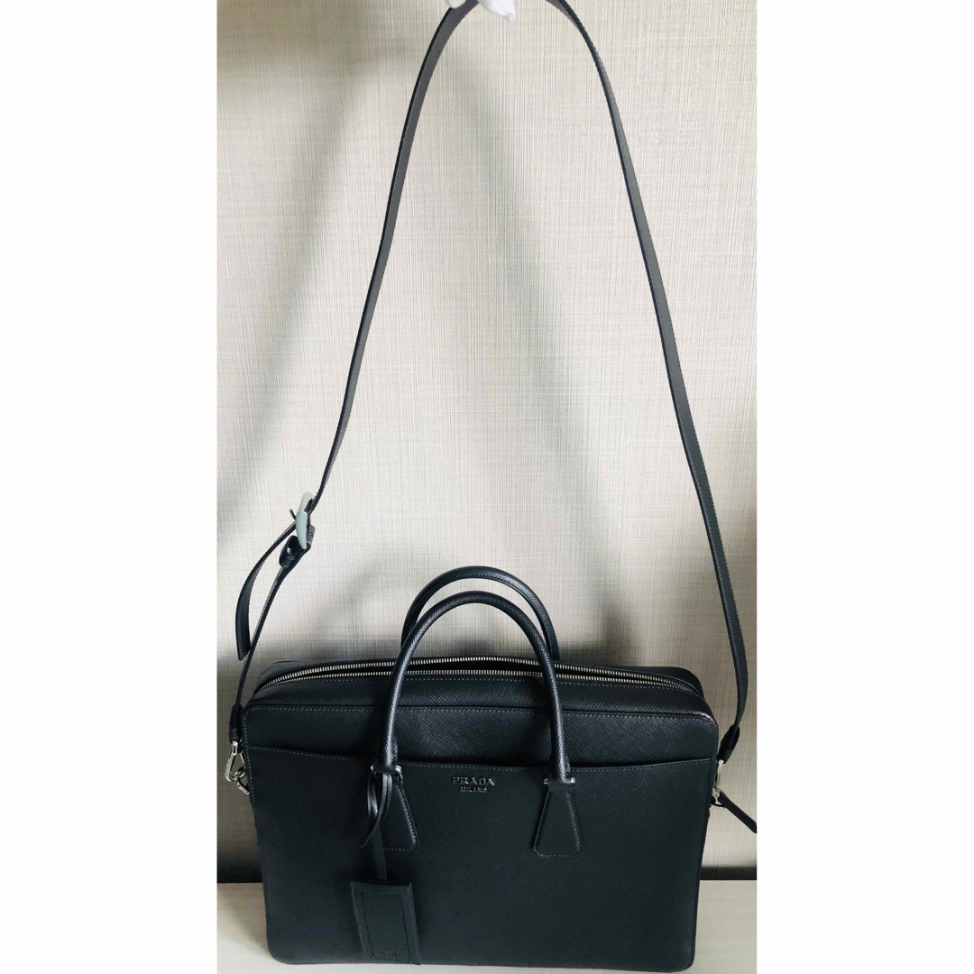 【新品】PRADA プラダサフィアーノ　レザーブリーフケース　ビジネスバッグ　黒