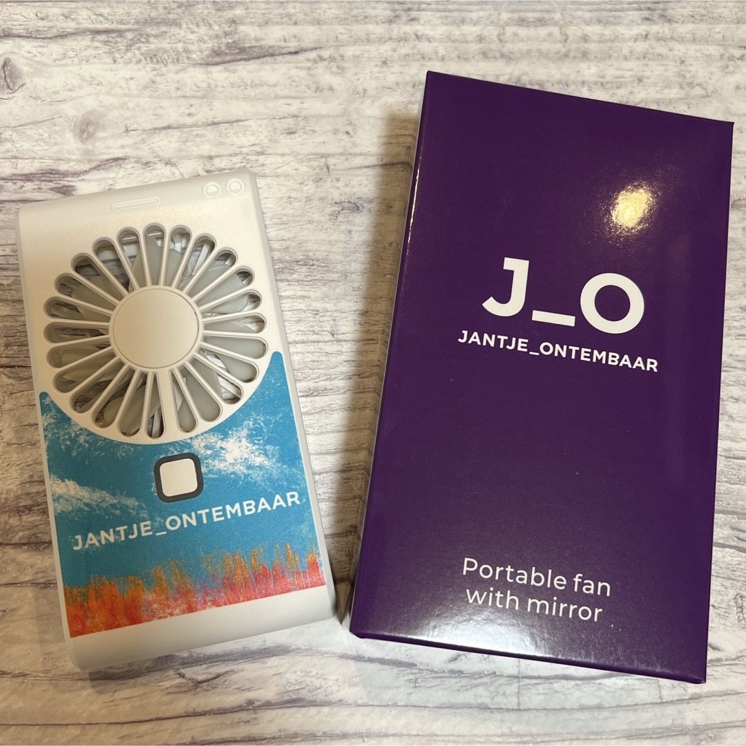 J_O ORIGINAL モバイルファン【ミラー付き】　ホワイト スマホ/家電/カメラの冷暖房/空調(扇風機)の商品写真