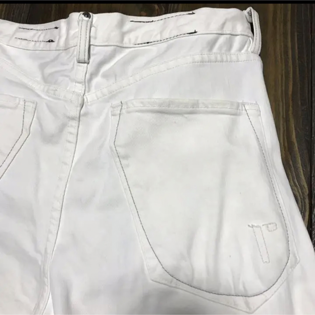 03y rogan First period White Jeans