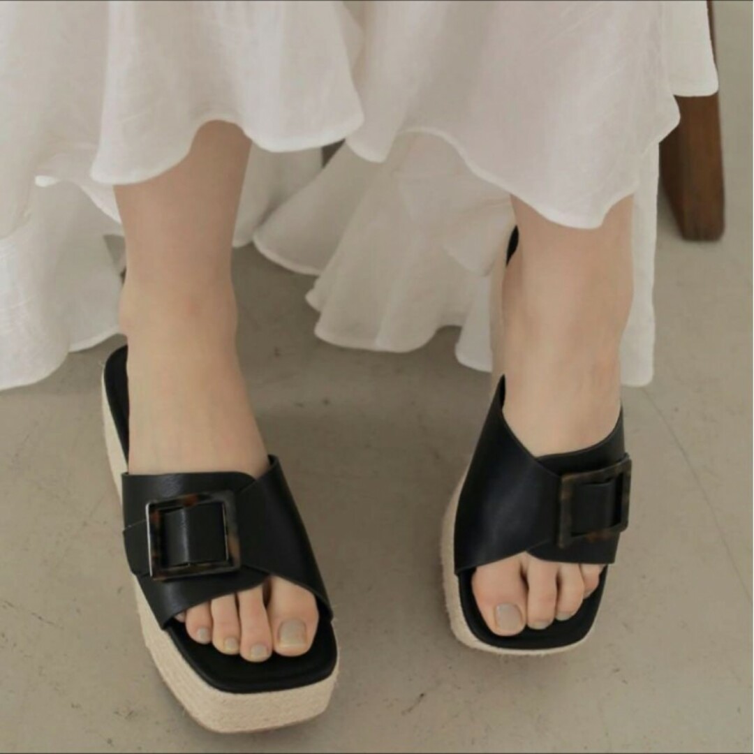 AAA(トリプルエー)のLAVANDA  サンダル   宇野実彩子さんプロデュース レディースの靴/シューズ(サンダル)の商品写真