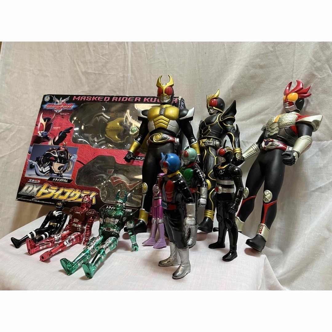 仮面ライダークウガ DXトライゴウラム　ビッグサイズソフビおまけ付き