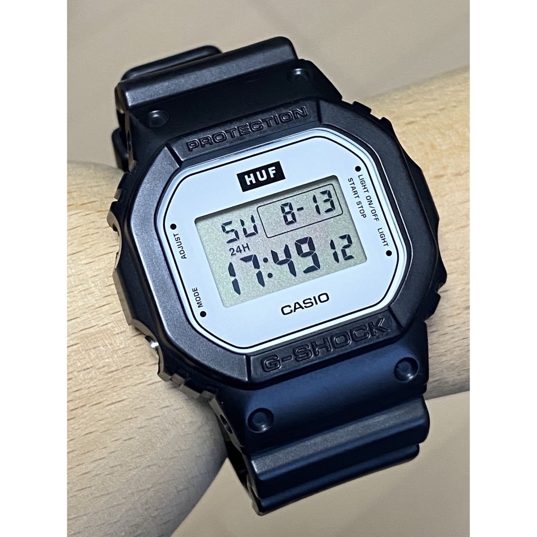 G-SHOCK(ジーショック)のHUF/コラボ/G-SHOCK/別注/ハフ/DW-5600/限定/スピード/箱付 メンズの時計(腕時計(デジタル))の商品写真