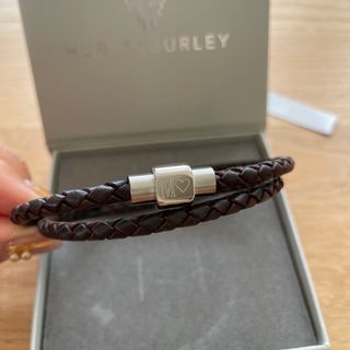 新品未使用★HURLEY BURLEY★レザーブレスレット★刻印済み(ブレスレット/バングル)