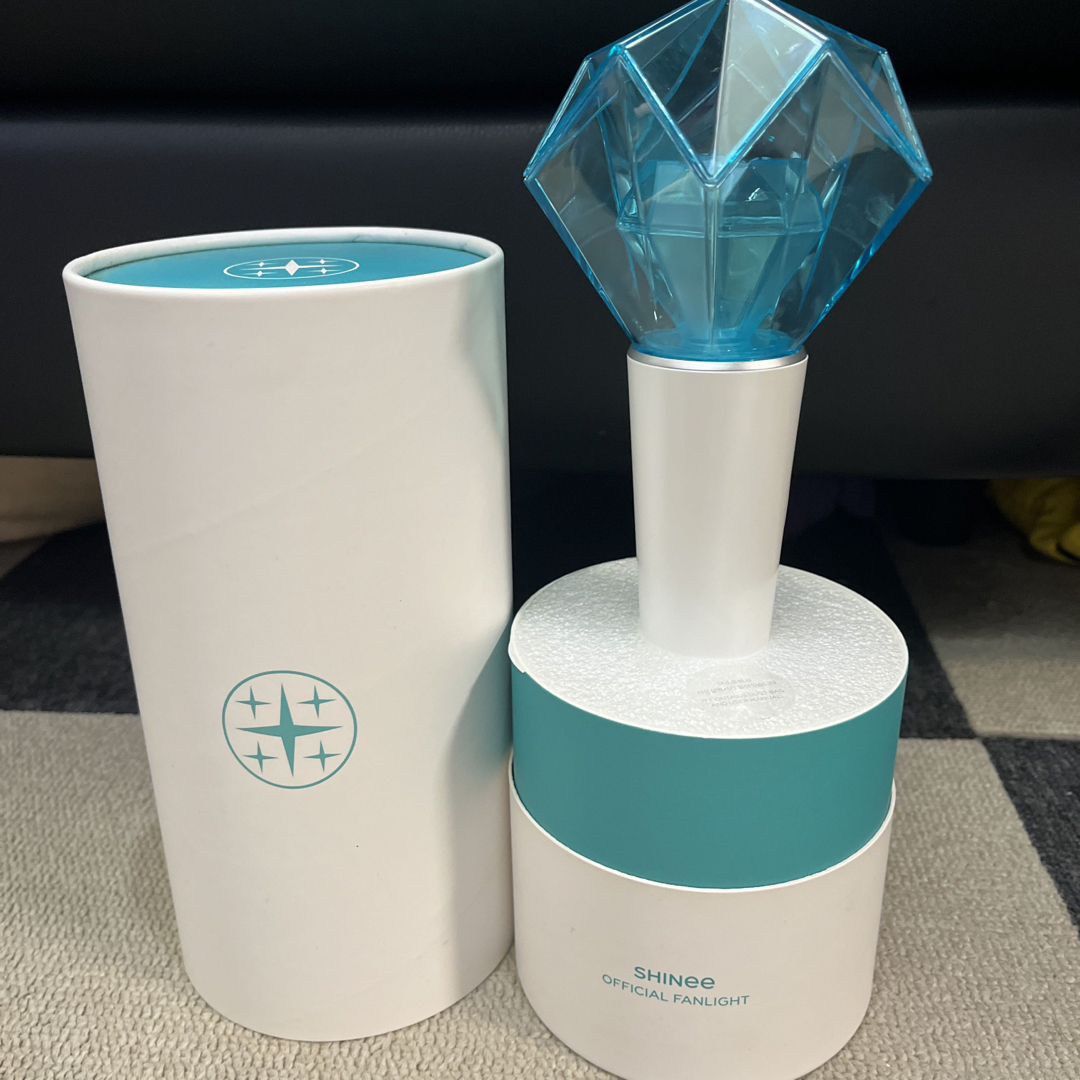 SHINee  JAPAN OFFICIAL FANLIGHT  \nペンライト