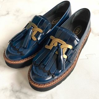 トッズ ローファー/革靴(レディース)の通販 900点以上 | TOD'Sの