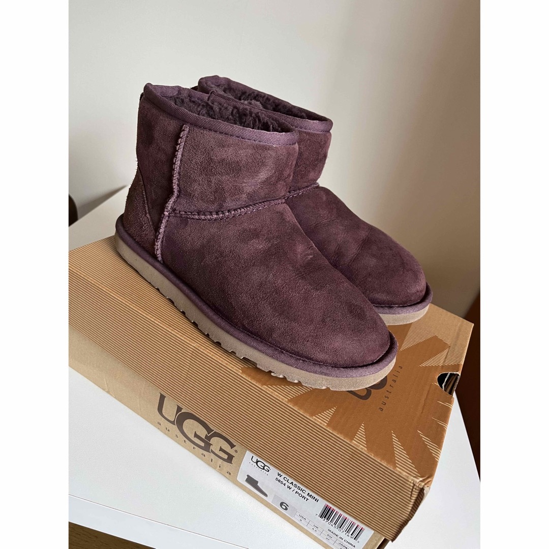 UGG(アグ)のUGG クラシックミニ レディースの靴/シューズ(ブーツ)の商品写真