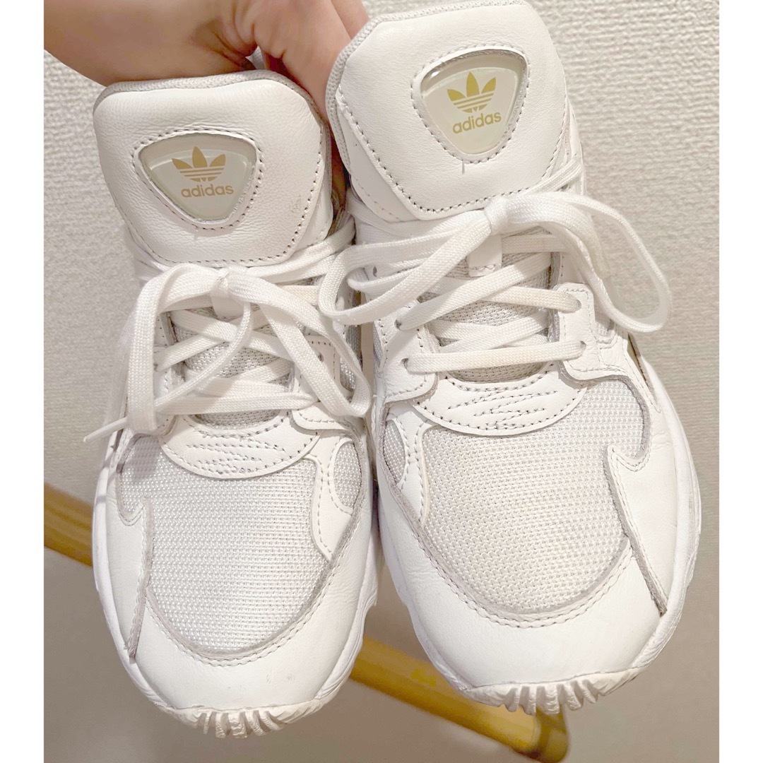 adidas  アディダス　美品　人気♡ ファルコン