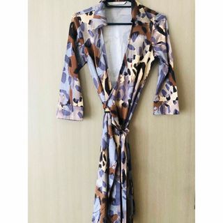 ダイアンフォンファステンバーグ(DIANE von FURSTENBERG)の【美品】ダイアンフォンファステンバーグ　ワンピース　ラップドレス　シルク100%(ひざ丈ワンピース)