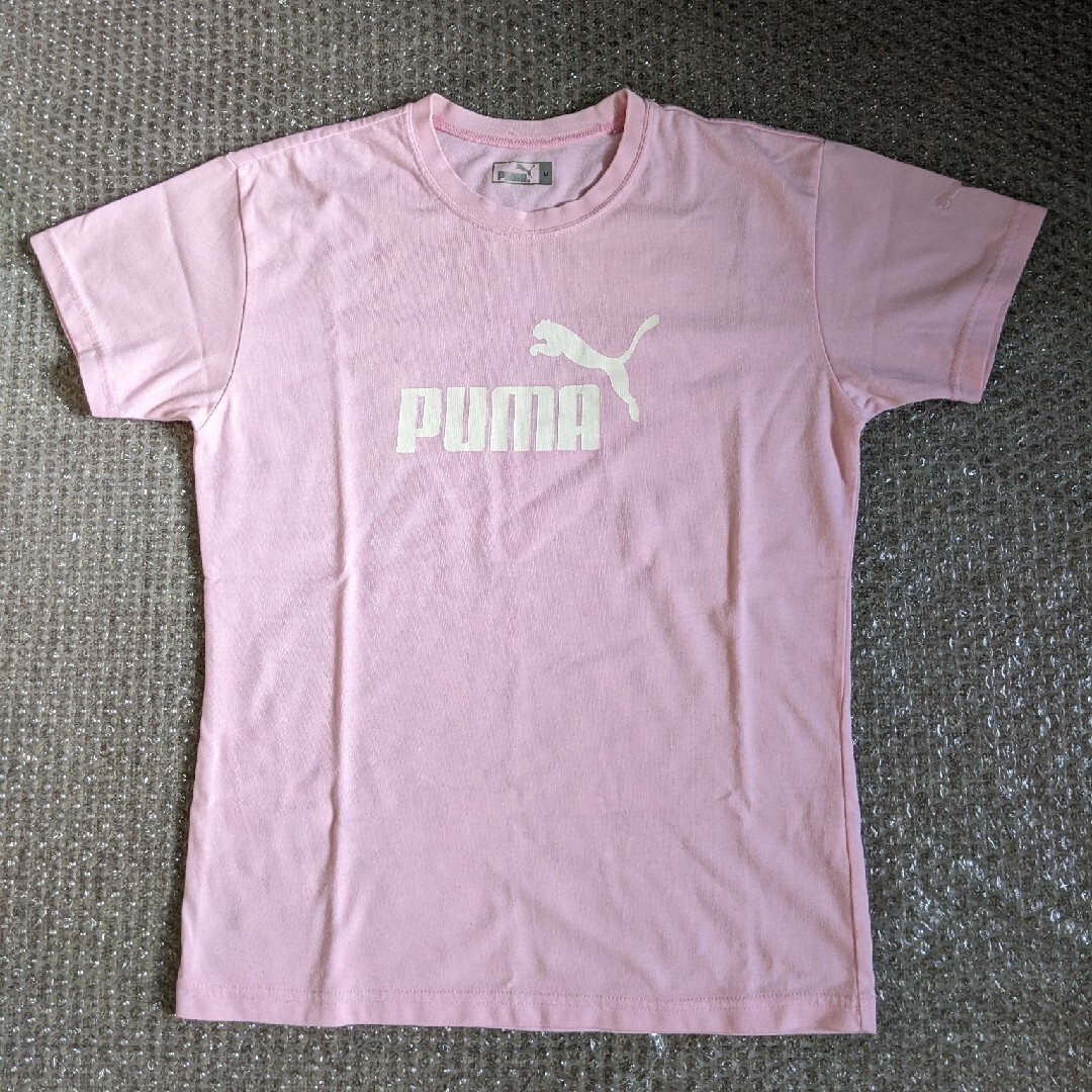 PUMA(プーマ)のプーマ  レディース 半袖 tシャツ ピンク Ｍ 表面ロゴ 左袖 刺繍ロゴ レディースのトップス(Tシャツ(半袖/袖なし))の商品写真