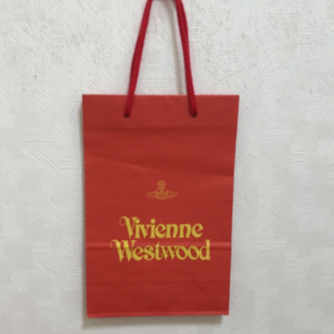 Vivienne Westwood(ヴィヴィアンウエストウッド)の美品　2点　紙袋　VIvienne Westwood  レディースのバッグ(ショップ袋)の商品写真