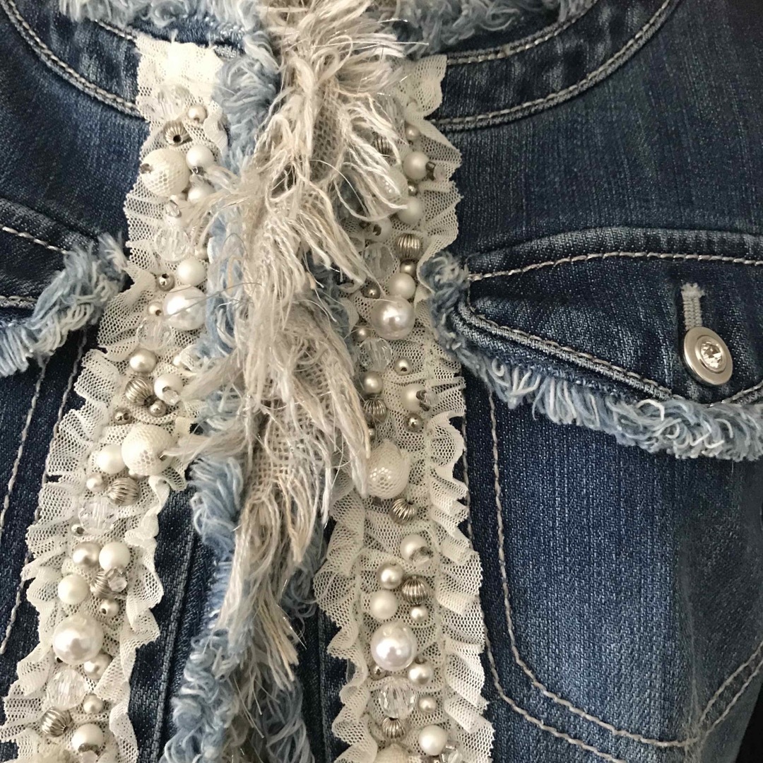 トゥービーシック TO BE CHIC ノーカラーデニムジャケット パール
