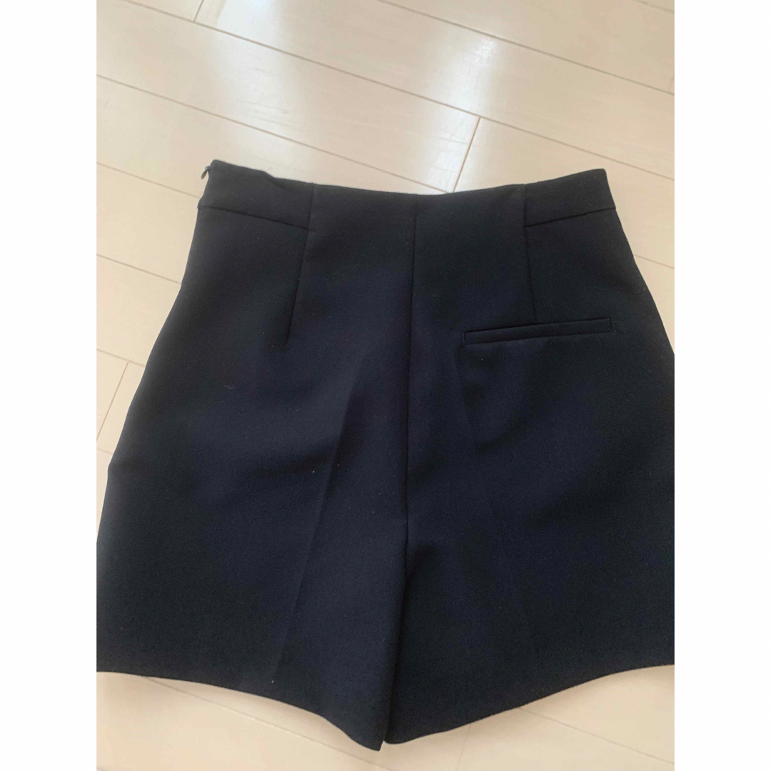 ZARA(ザラ)のZARA ショートパンツ レディースのパンツ(ショートパンツ)の商品写真