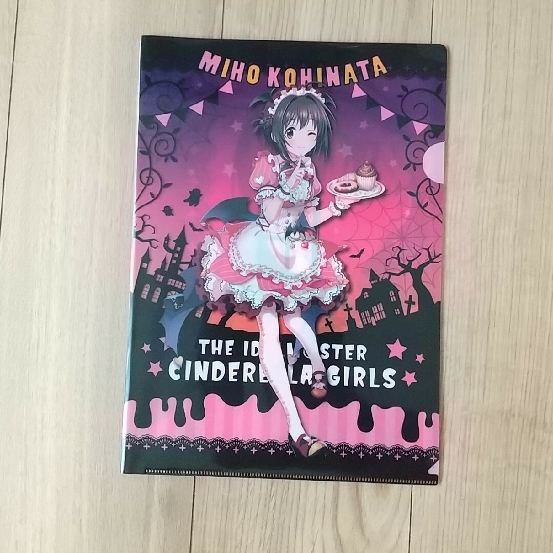 アイドルマスター シンデレラガールズ ポスター３枚、クリアファイル２枚セット エンタメ/ホビーのアニメグッズ(ポスター)の商品写真