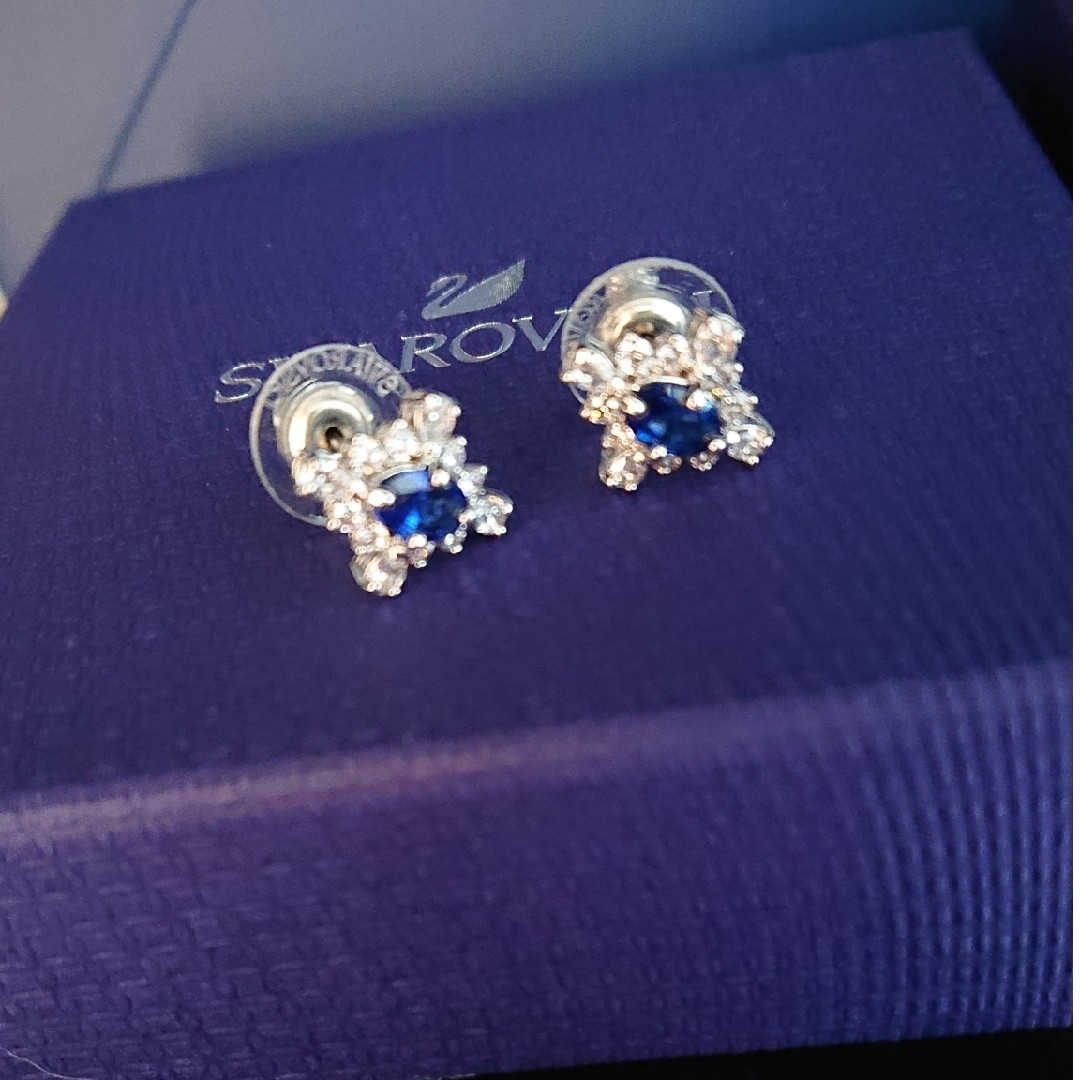 SWAROVSKI(スワロフスキー)のSWAROVSKI  スワロフスキー  ピアス レディースのアクセサリー(ピアス)の商品写真