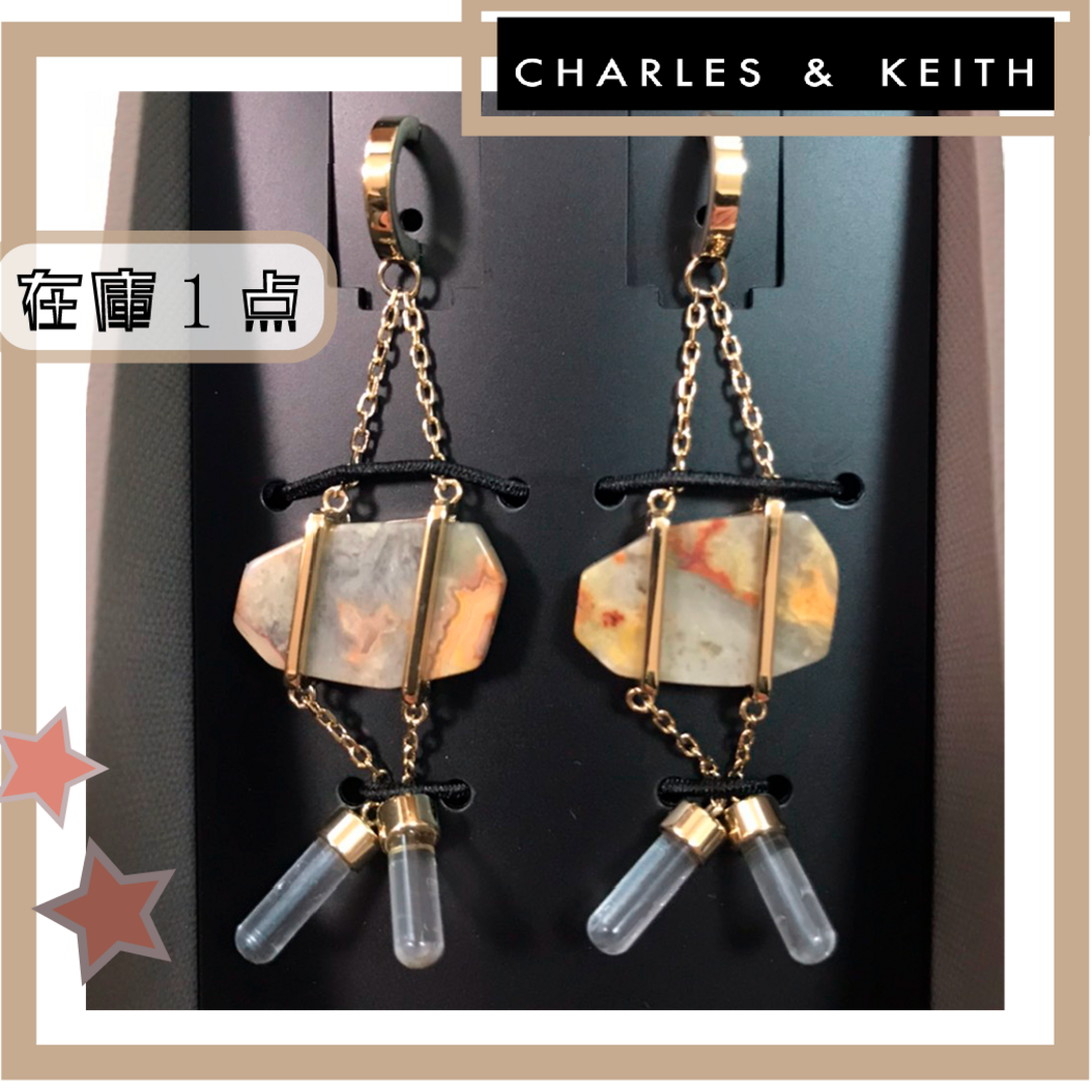 【新品・プレゼント発送・完売品】Charles&Keith ストーンピアス