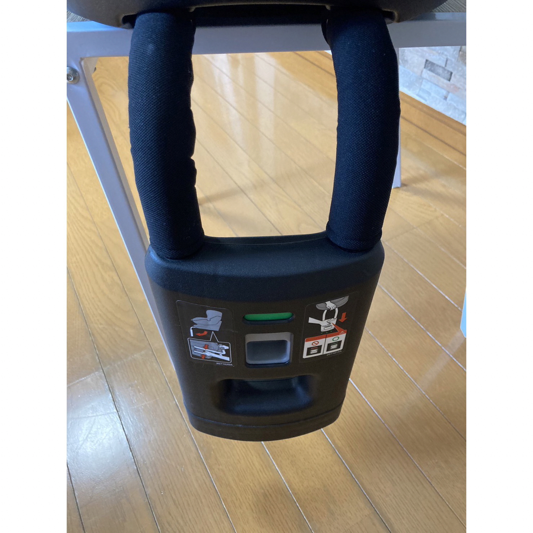 エールべべ・クルット4i プレミアムドライ ISOFIX ネイビー