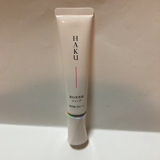 ハク(HAKU（SHISEIDO）)のHAKU 薬用　美白美容液ファンデ　オークル10〈ファンデーション•美容液〉(ファンデーション)
