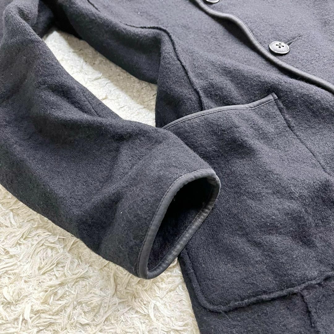 美品 アルマーニコレッツォーニ 刻印ボタン ステンカラーコート パイピングL メンズのジャケット/アウター(ステンカラーコート)の商品写真