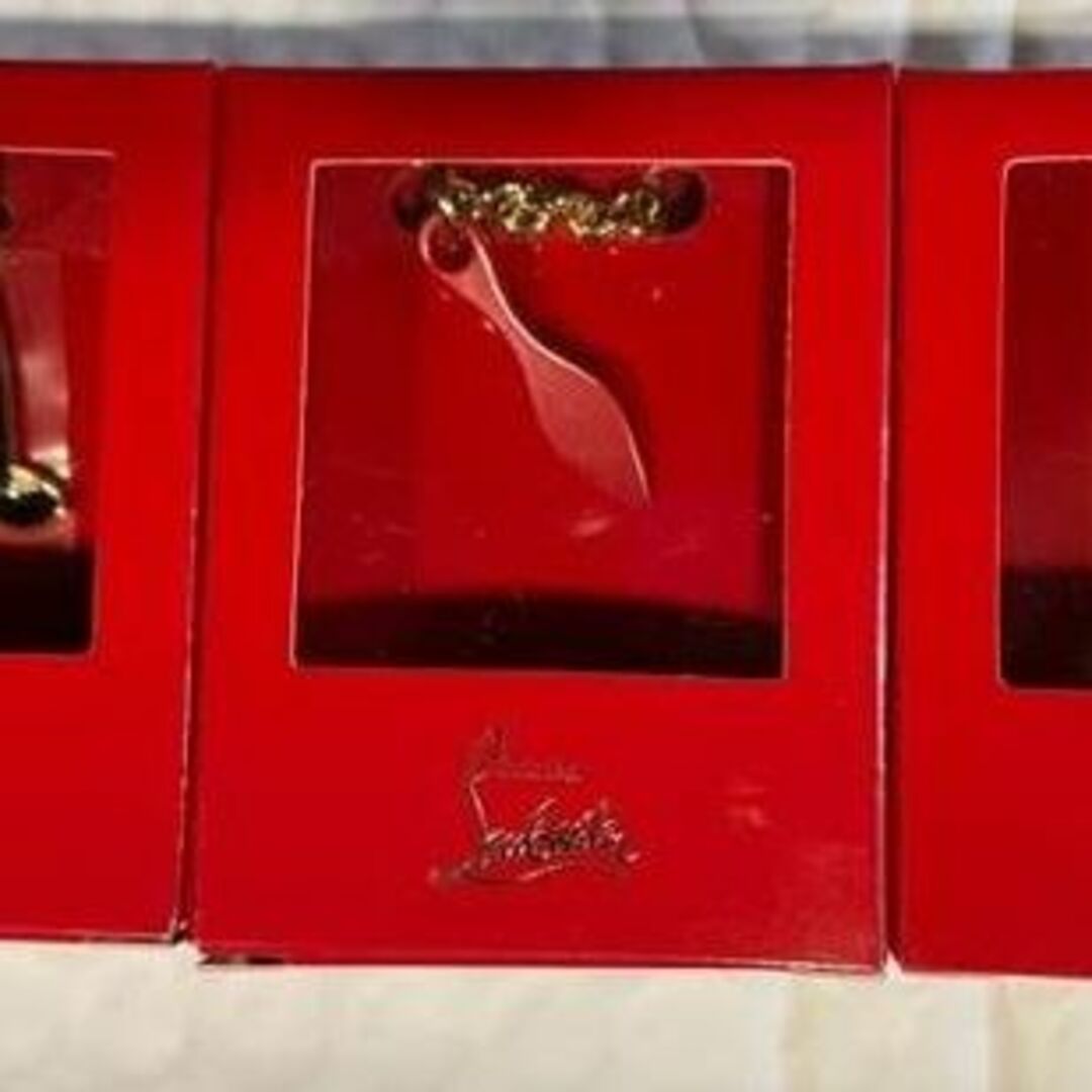 Christian Louboutin(クリスチャンルブタン)のChristian Louboutin BAG-CHARM SET レディースのアクセサリー(チャーム)の商品写真