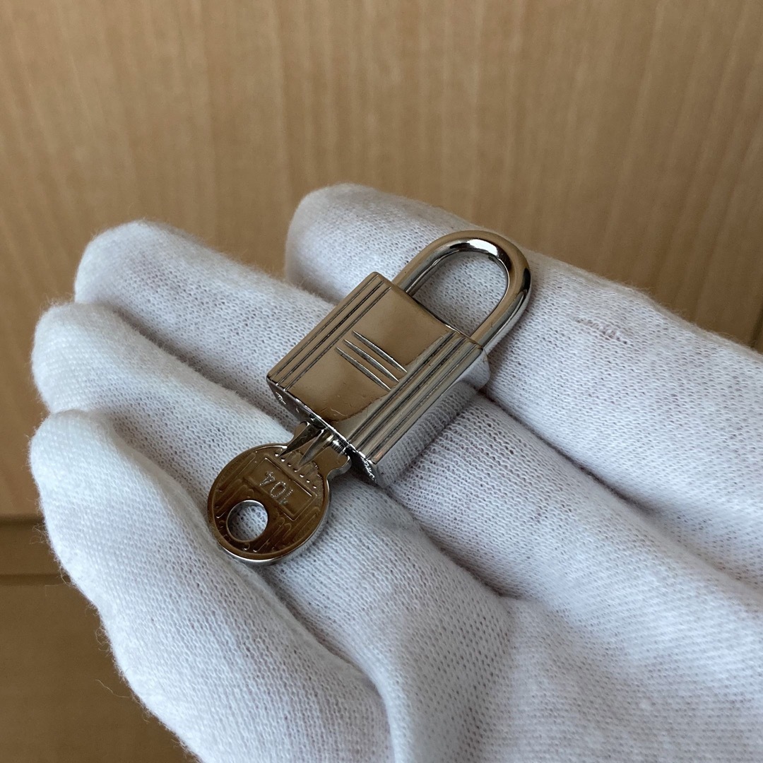 Hermes - 【美品〜極美品】HERMES エルメス カデナ パドロック