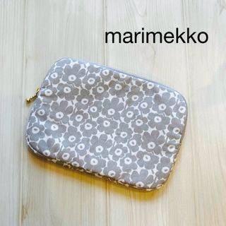 マリメッコ(marimekko)のマリメッコ　marimekko  通帳ケース　通帳ポーチ　母子手帳ケース(ポーチ)