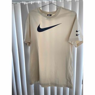 ナイキ(NIKE)のNIKE  半袖　Tシャツ(Tシャツ/カットソー(半袖/袖なし))