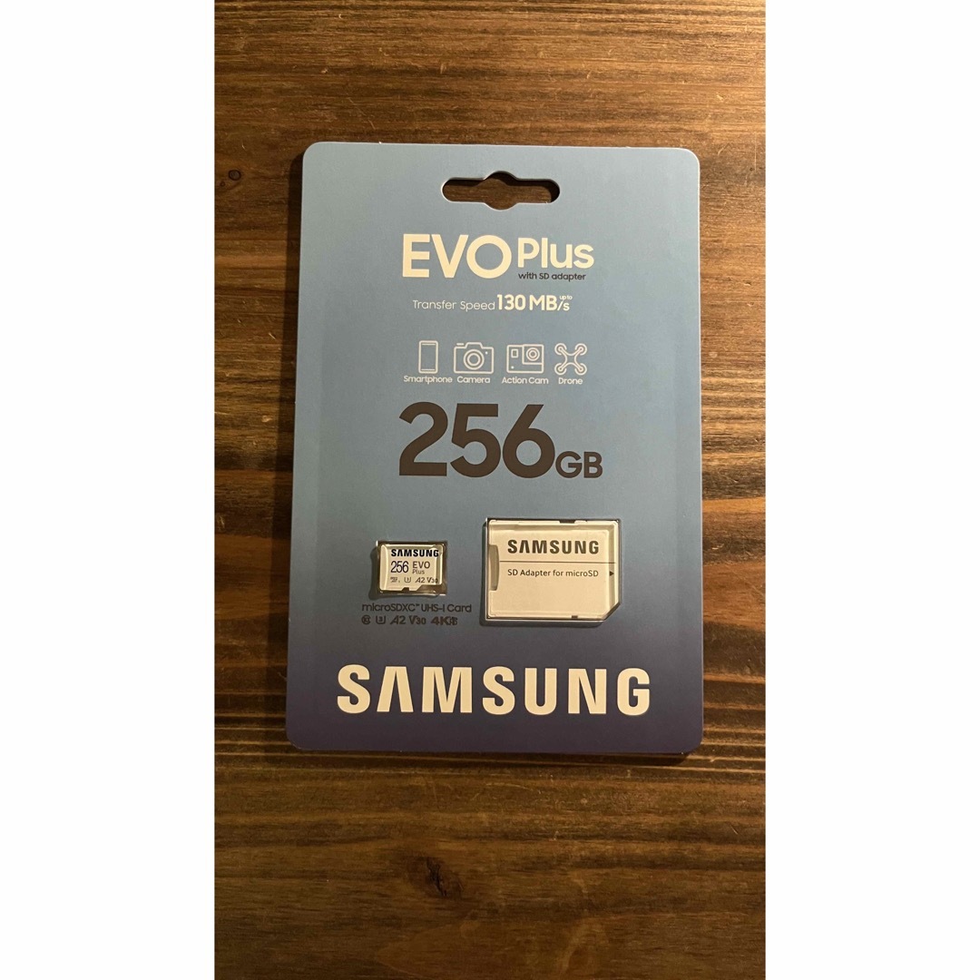 SAMSUNG(サムスン)のSAMSUNG microSD 256GB EvoPlus スマホ/家電/カメラのPC/タブレット(PC周辺機器)の商品写真