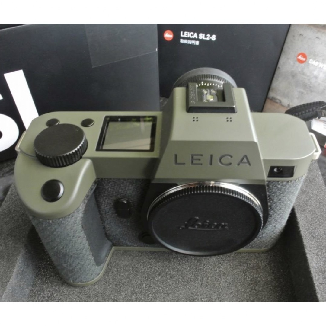 LEICA(ライカ)のレタス様専用！ ライカ SL2-S Reporterレポーター 美品です スマホ/家電/カメラのカメラ(ミラーレス一眼)の商品写真