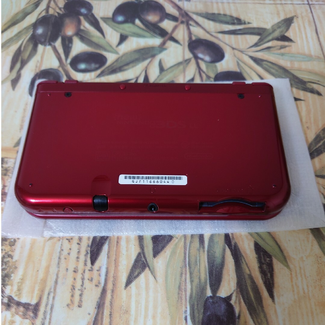 Newニンテンドー3DS LL メタリックレッド超美品 完品-