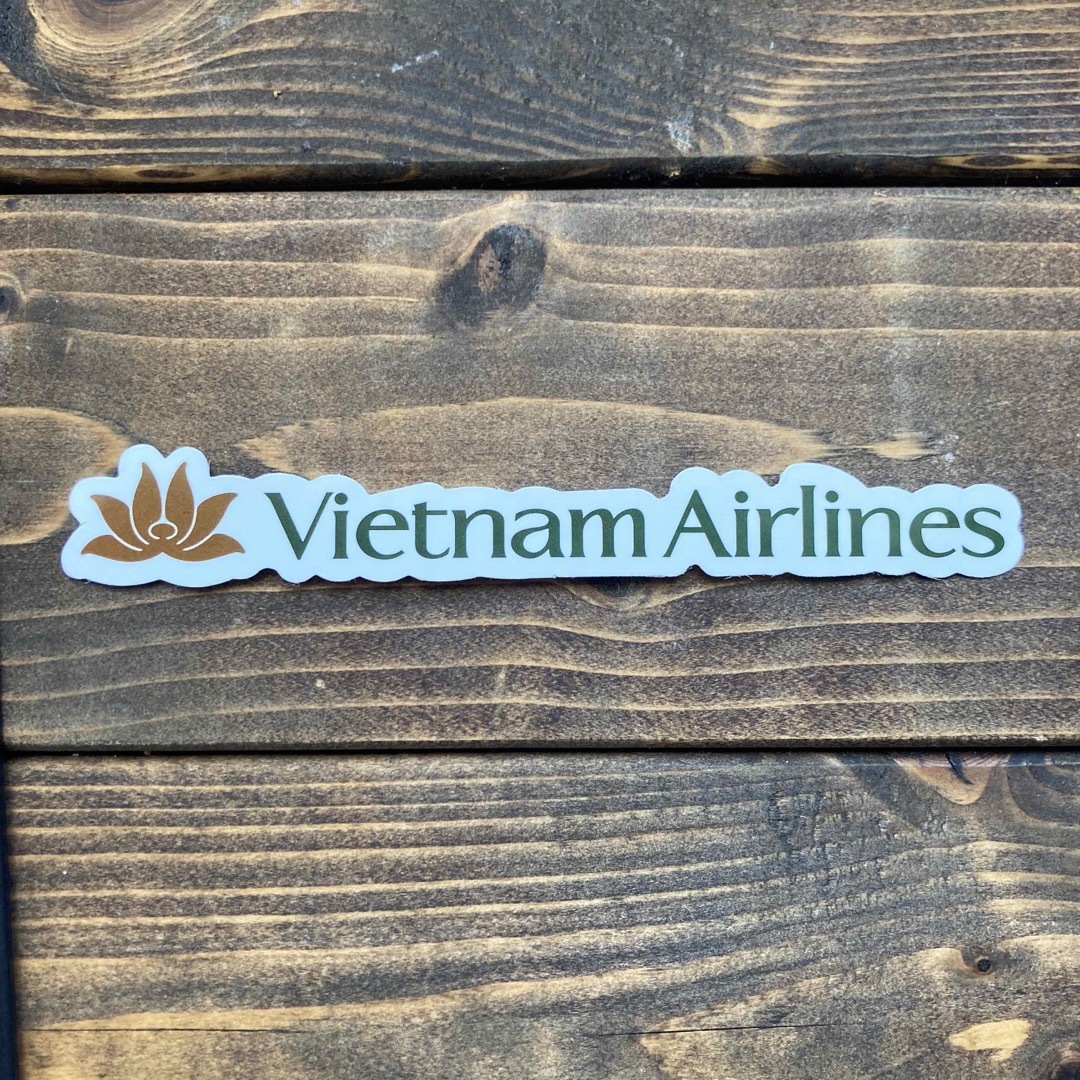 防水 ステッカー シール エアライン 航空会社 ベトナム航空 ベトナムの通販 by MUM's shop｜ラクマ