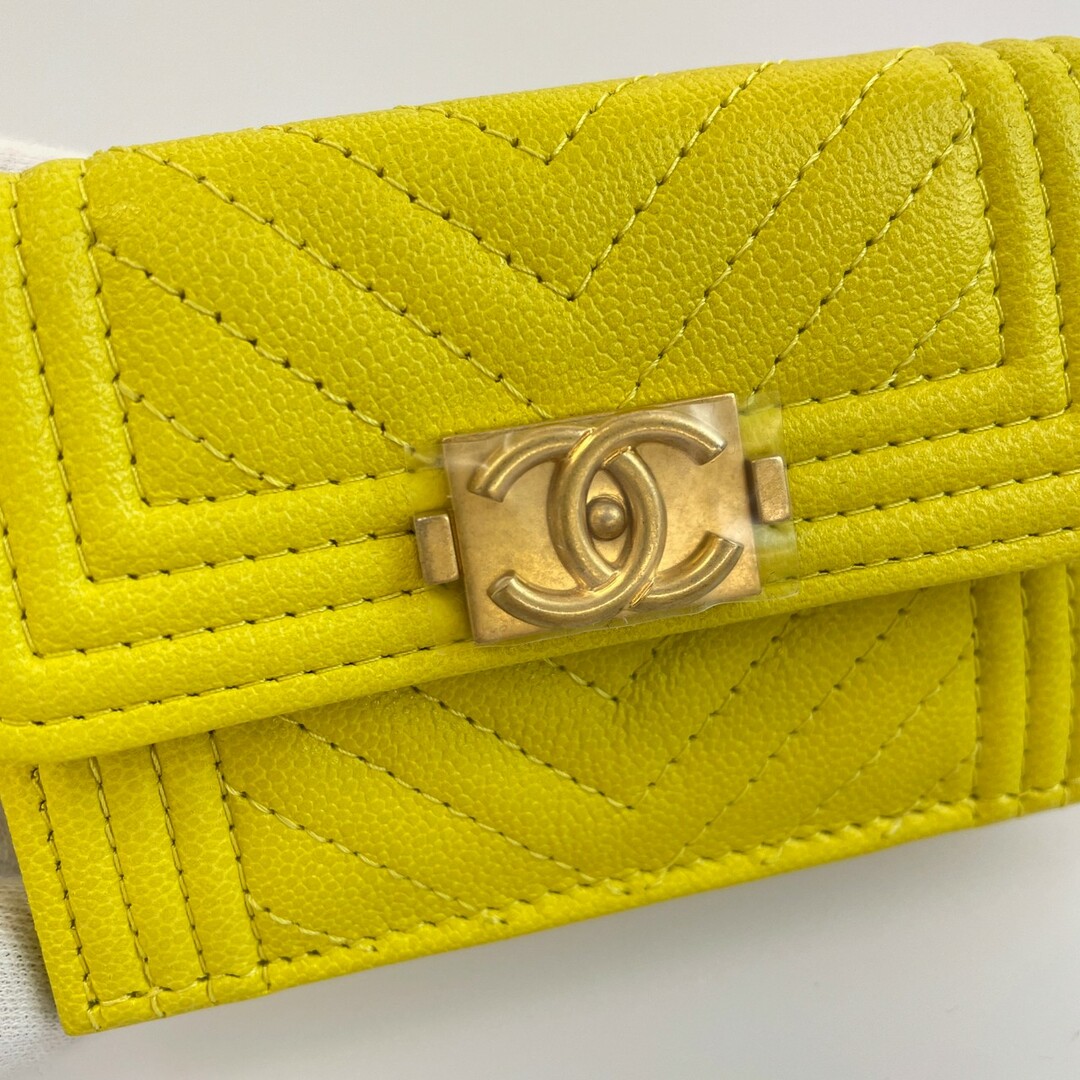 新品未使用 CHANEL シャネル ボーイシャネル スモール フラップウォレット 新品未使用 CHANEL シャネル ボーイシャネル スモール フラップウォレット