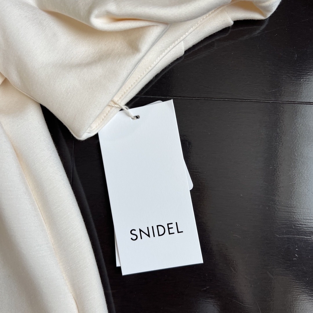 SNIDEL(スナイデル)のスナイデル ワンピース レディースのワンピース(ミニワンピース)の商品写真