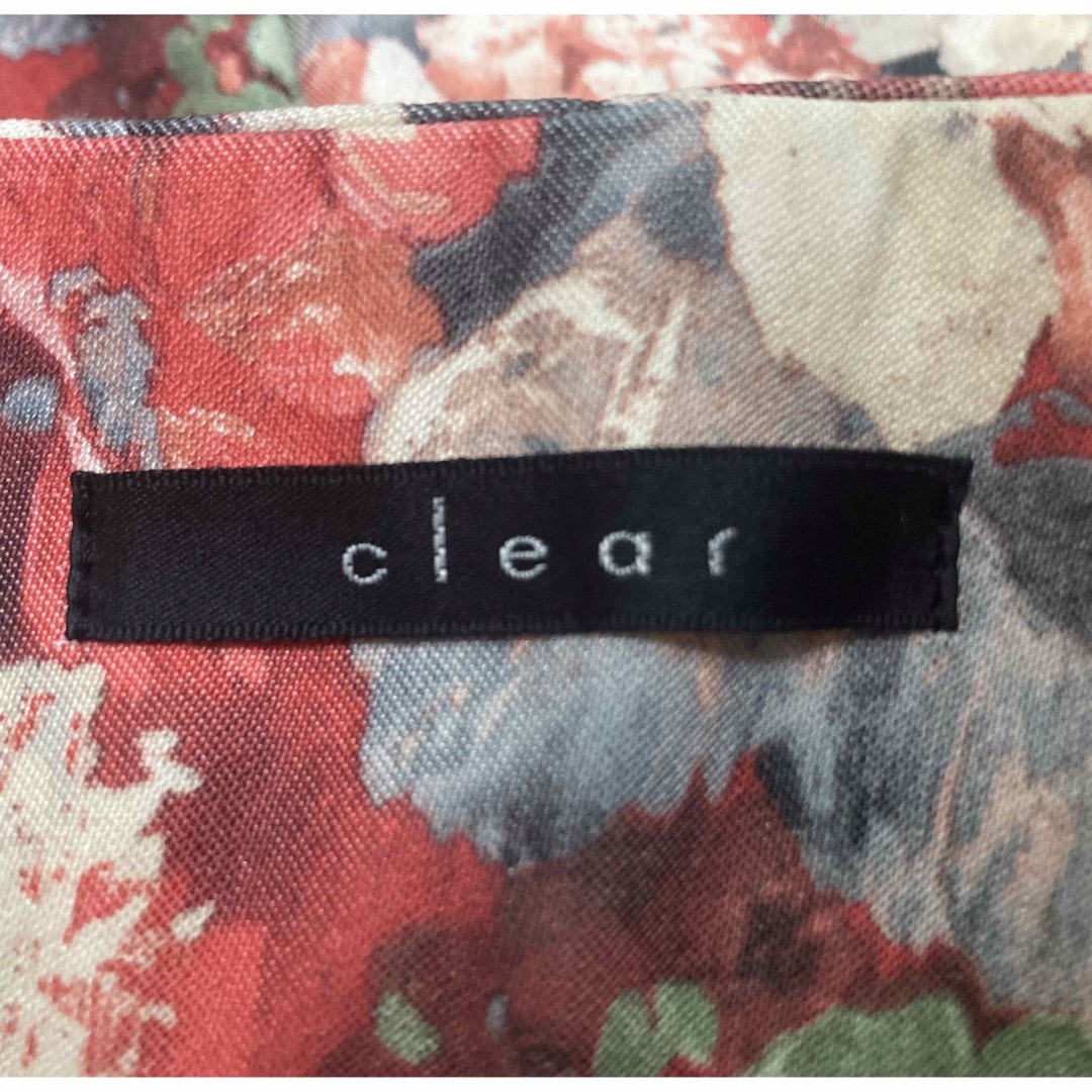 clear(クリア)の【clear】花柄のショートパンツ レディースのパンツ(ショートパンツ)の商品写真