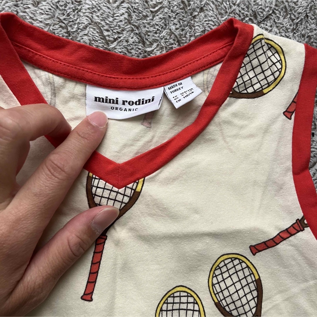 こども ビームス(コドモビームス)のミニロディーニ テニス🎾ワンピース キッズ/ベビー/マタニティのキッズ服女の子用(90cm~)(ワンピース)の商品写真